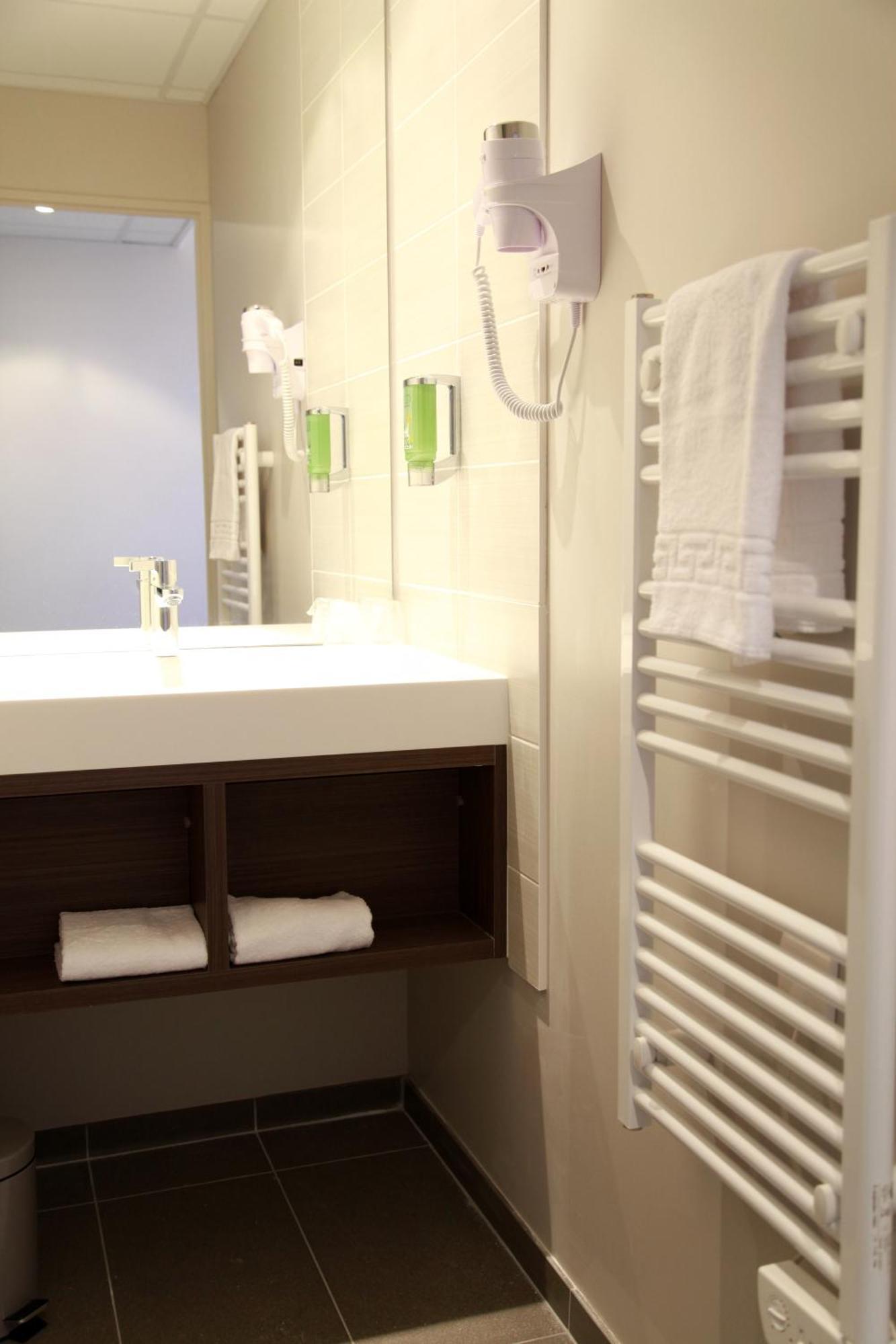 Brit Hotel Vannes-Theix Экстерьер фото